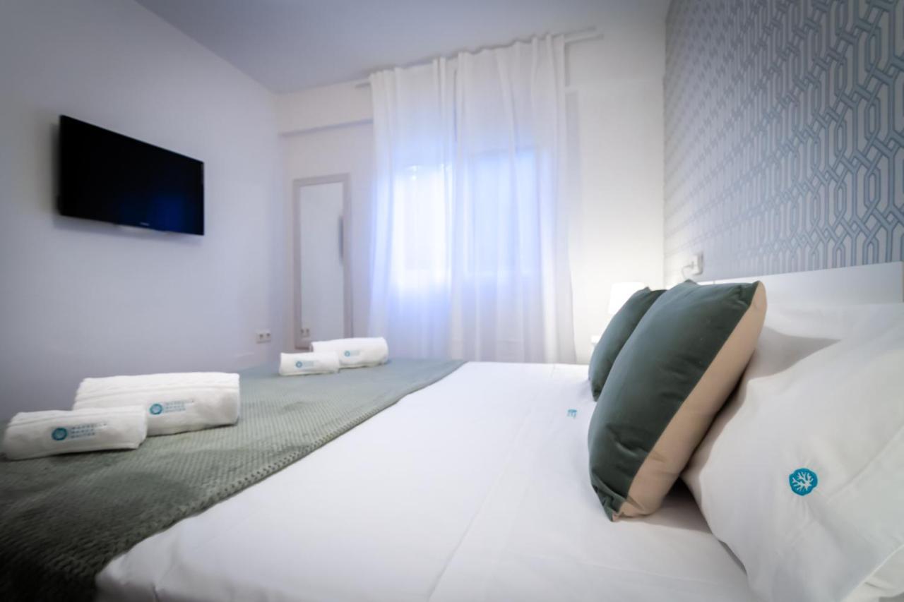 Marbella Banus Suites - Marbella Beach Front Suite Apartment Exterior photo