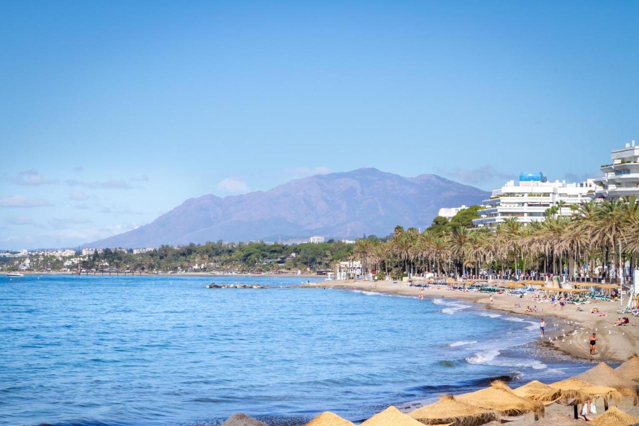 Marbella Banus Suites - Marbella Beach Front Suite Apartment Exterior photo